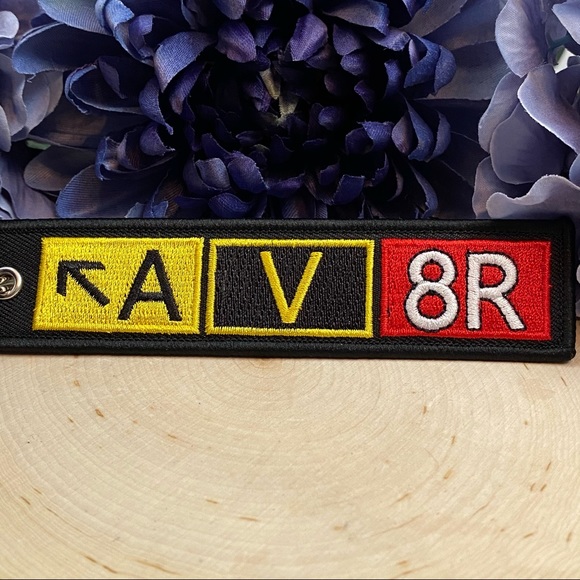 Aviator Airport Taxiway Keychain Luggage Tag - Picture 8 of 11